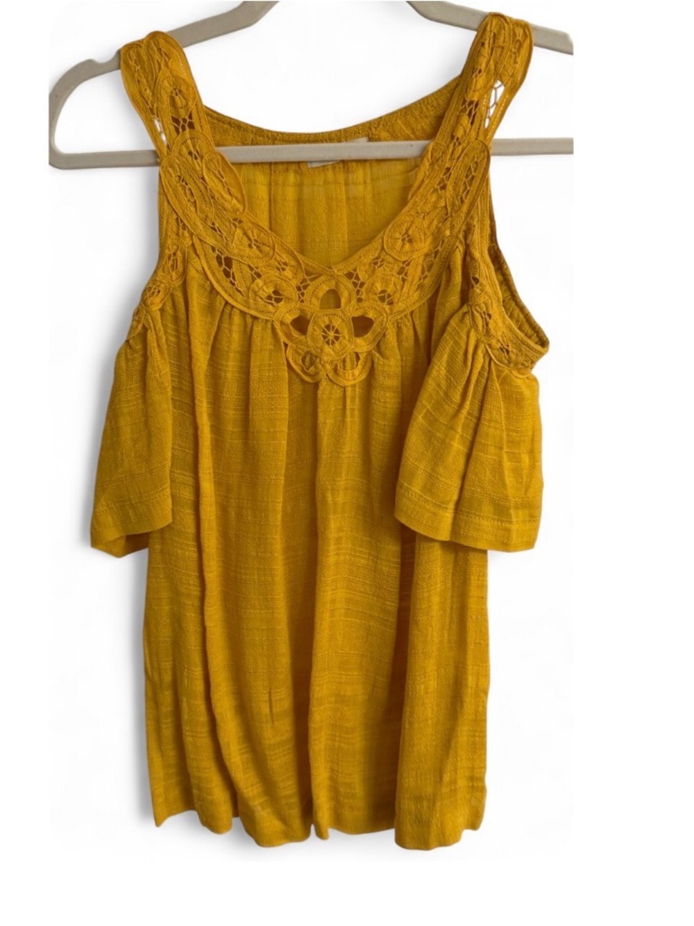 Max Studio Yellow Cold Shoulder Top Size Small
